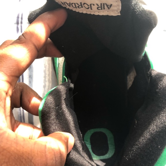 Jordan 5s Oregon Ducks - Picture 12 of 17